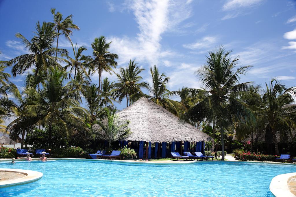 Breezes Beach Club And Spa Bwejuu Exterior photo