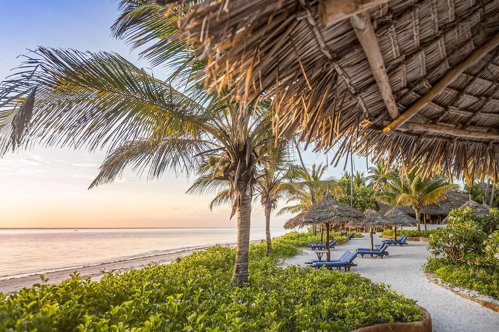 Breezes Beach Club And Spa Bwejuu Exterior photo