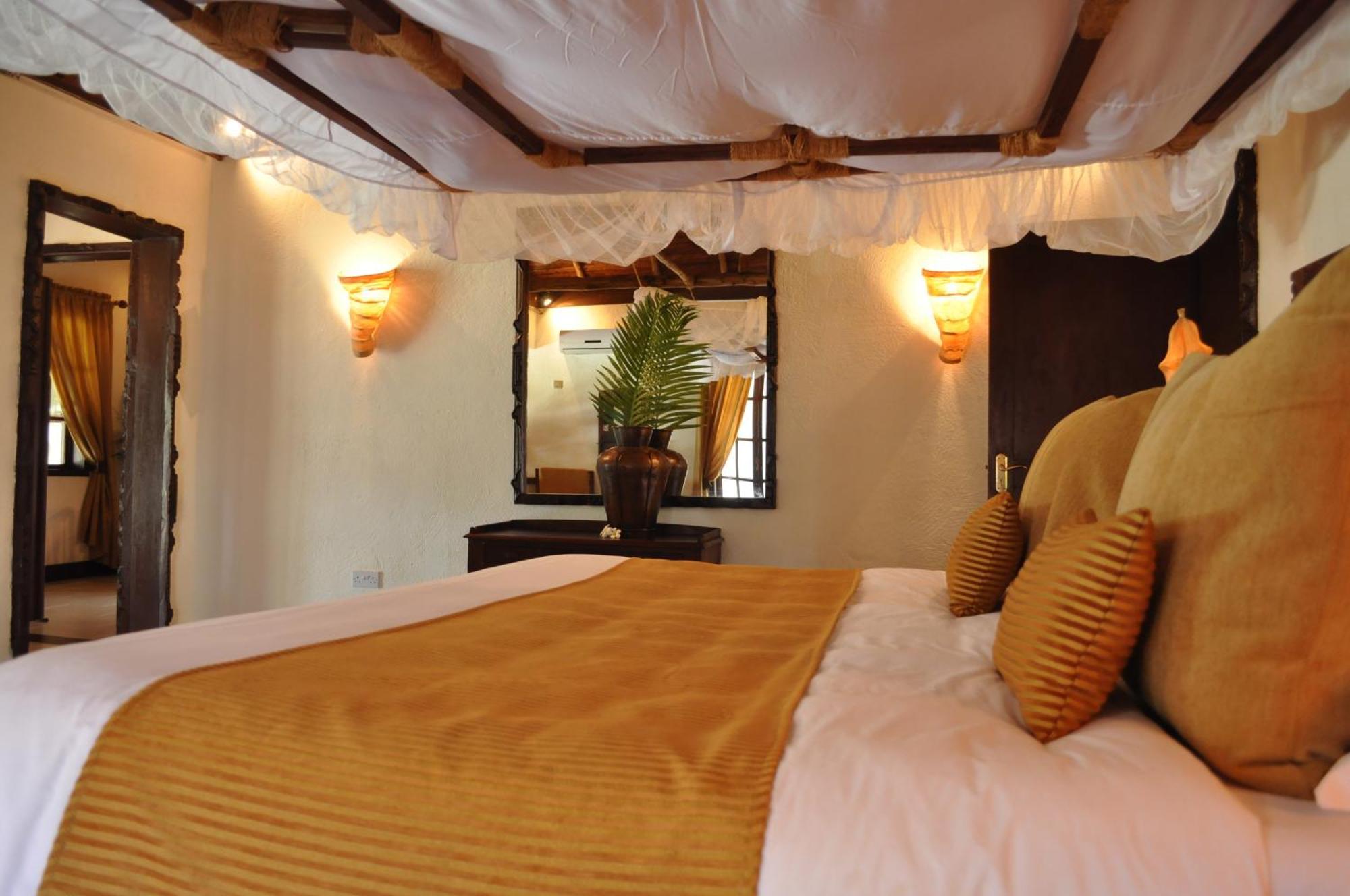 Breezes Beach Club And Spa Bwejuu Exterior photo