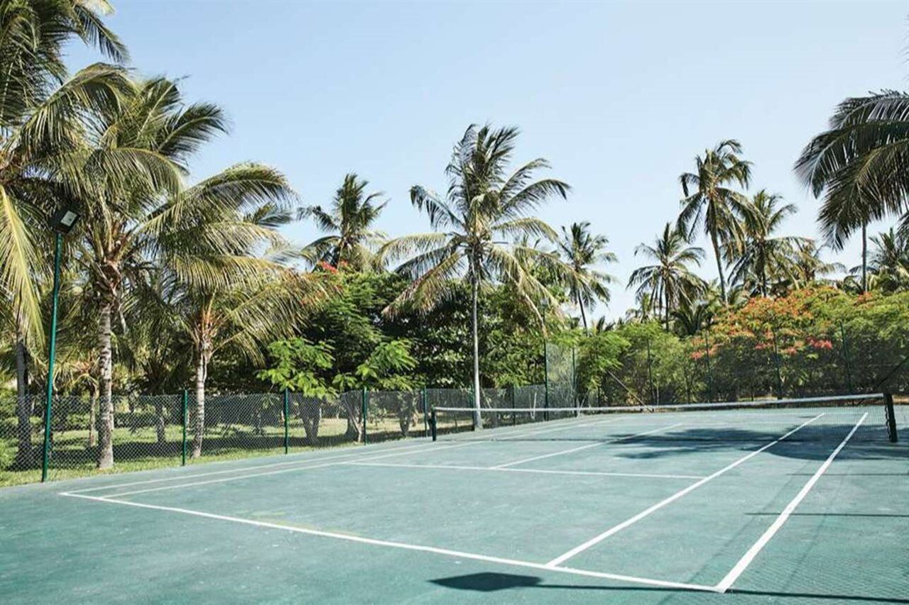 Breezes Beach Club And Spa Bwejuu Exterior photo