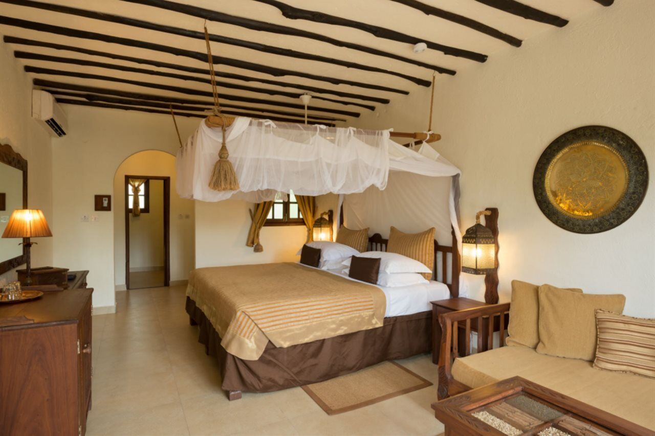 Breezes Beach Club And Spa Bwejuu Exterior photo