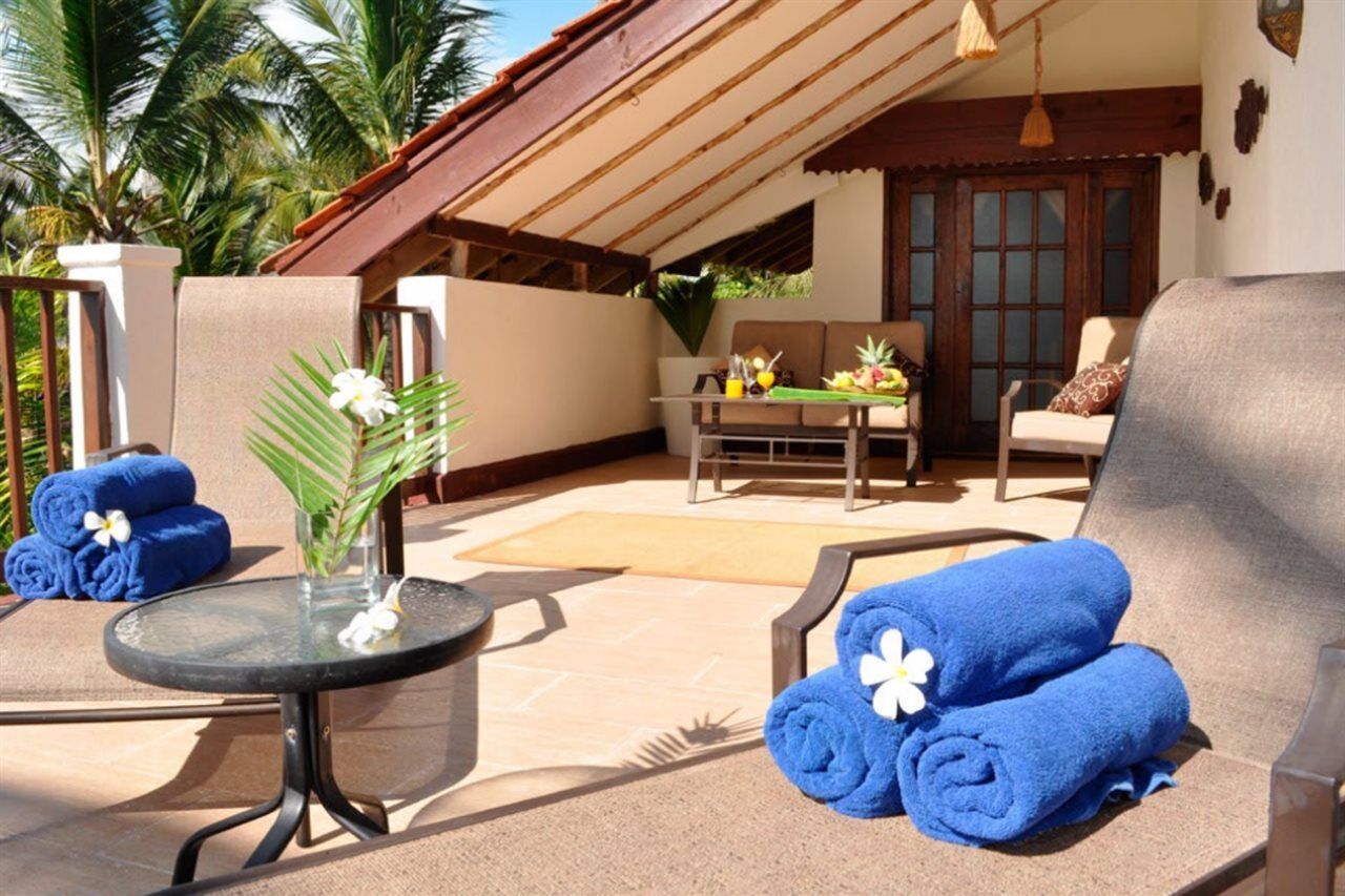 Breezes Beach Club And Spa Bwejuu Exterior photo